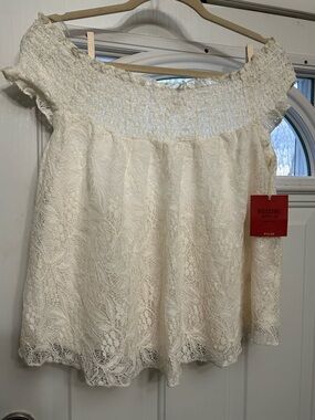 Mossimo Supply Co. Cream Lace Off-Shoulder Top